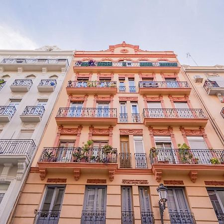 Oyo Guest House Ruzafa Valencia Exterior photo